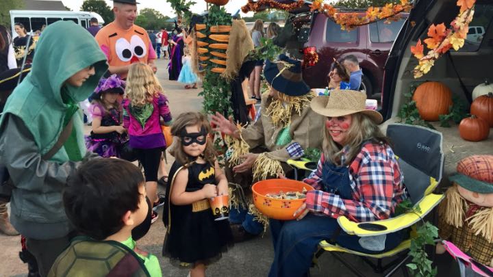 Trunk and Treat Halloween Decorations