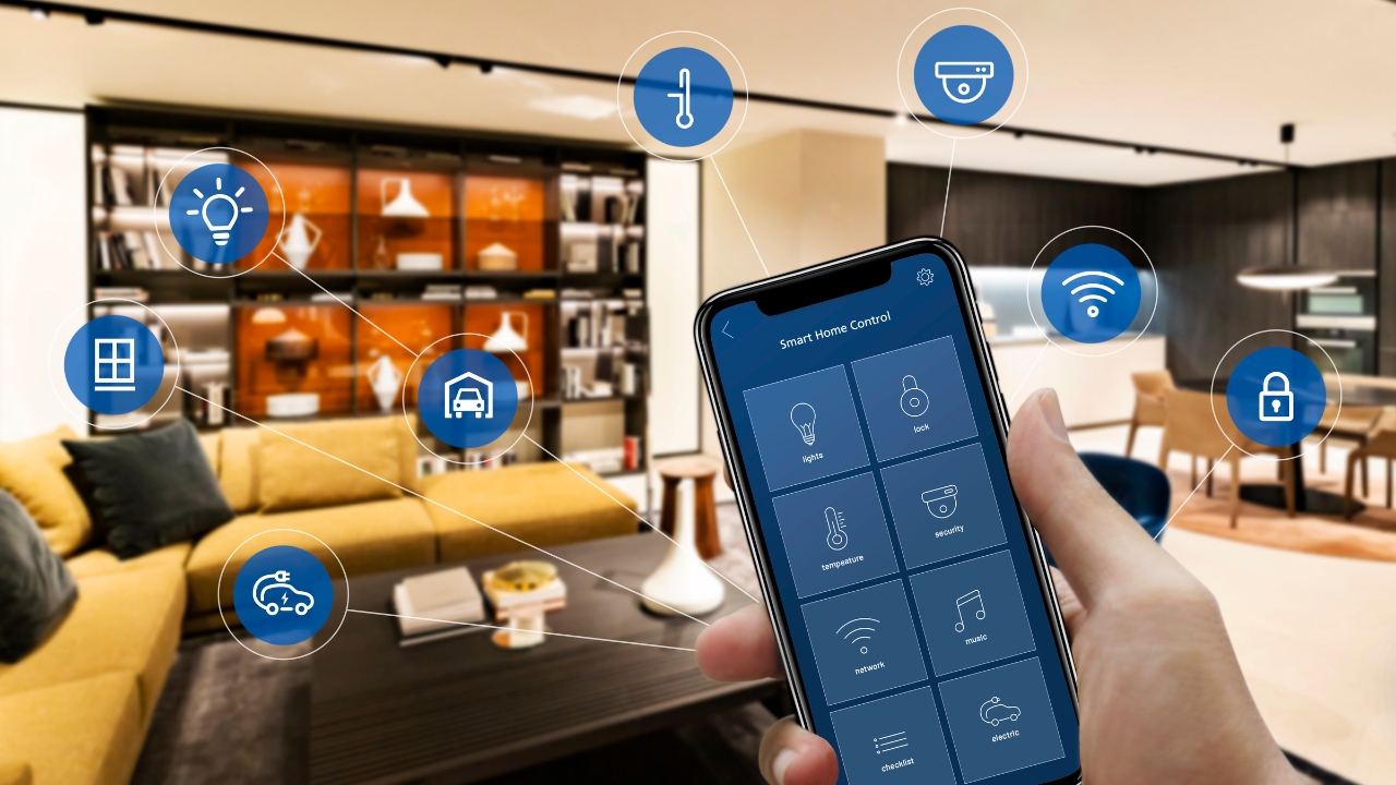 A Closer Look: Smart Home Scenario - Integrating Cloud Services in IoT Embedded Systems