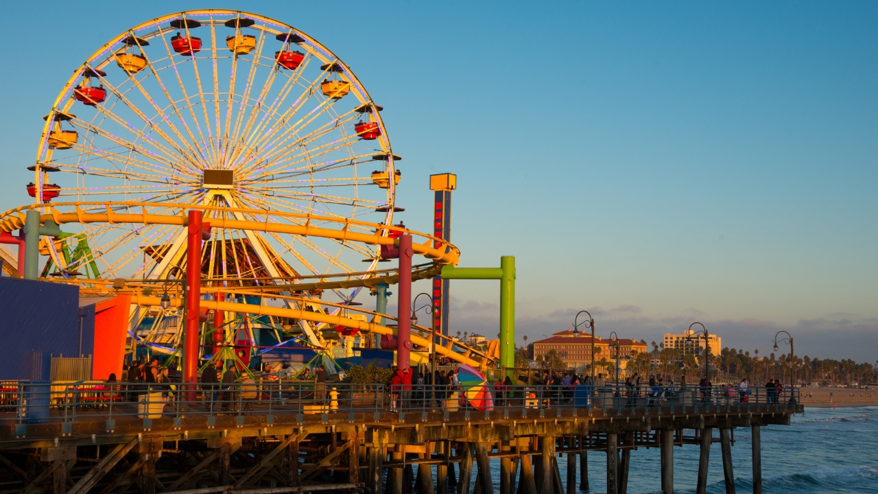 Introducing Santa Monica Art Scene - Santa Monica Mobile Apps for Creative Industries